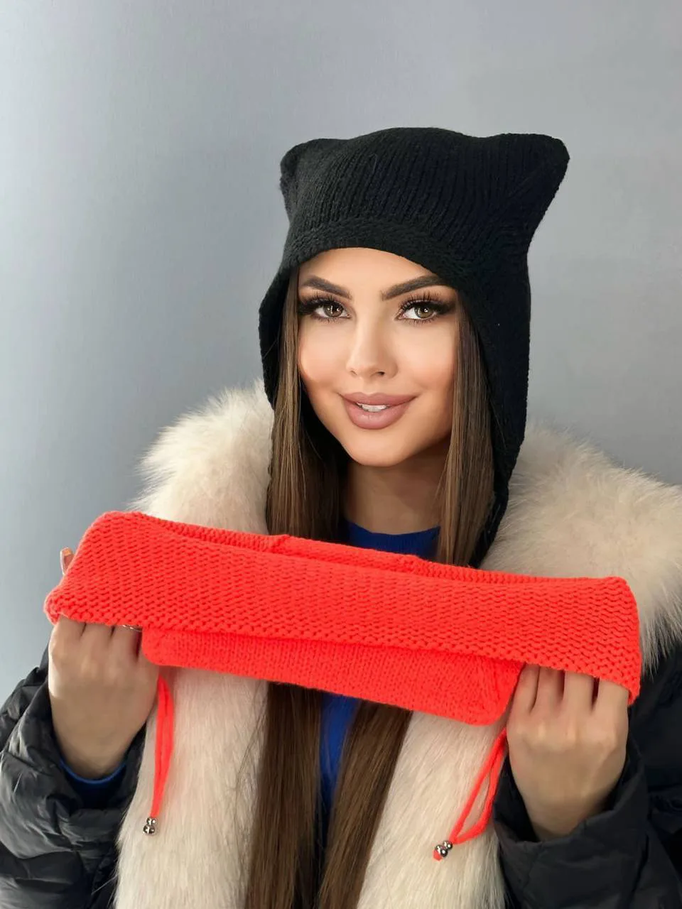 Однотонная шапка чепчик из смеси акрила и шерсти — фото 2