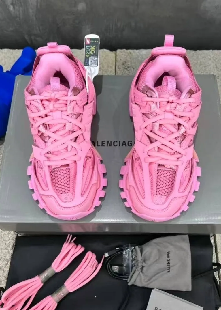 Кроссовки Balenciaga розовые — фото 7