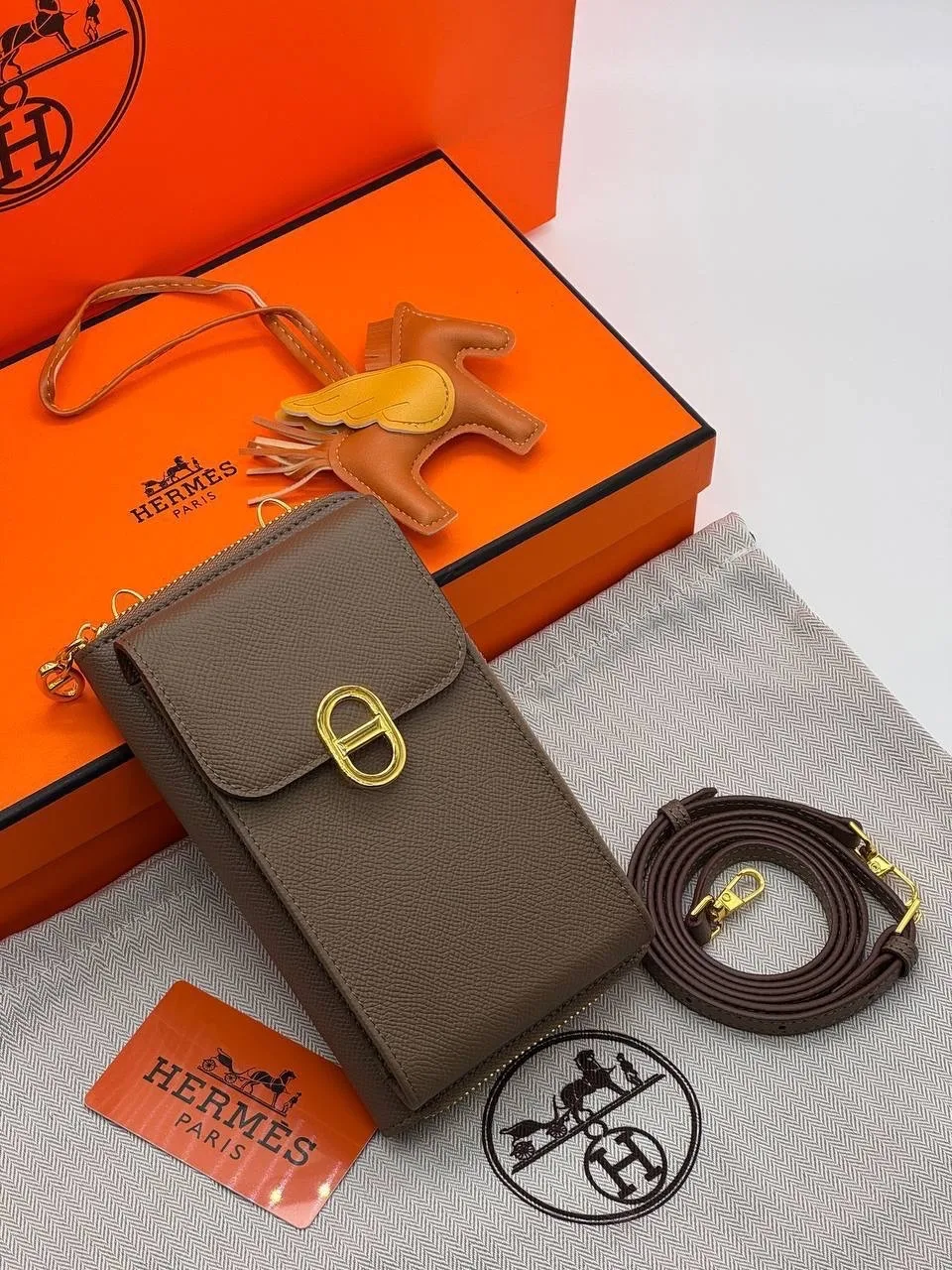Сумка Hermes из натуральной кожи — фото 5