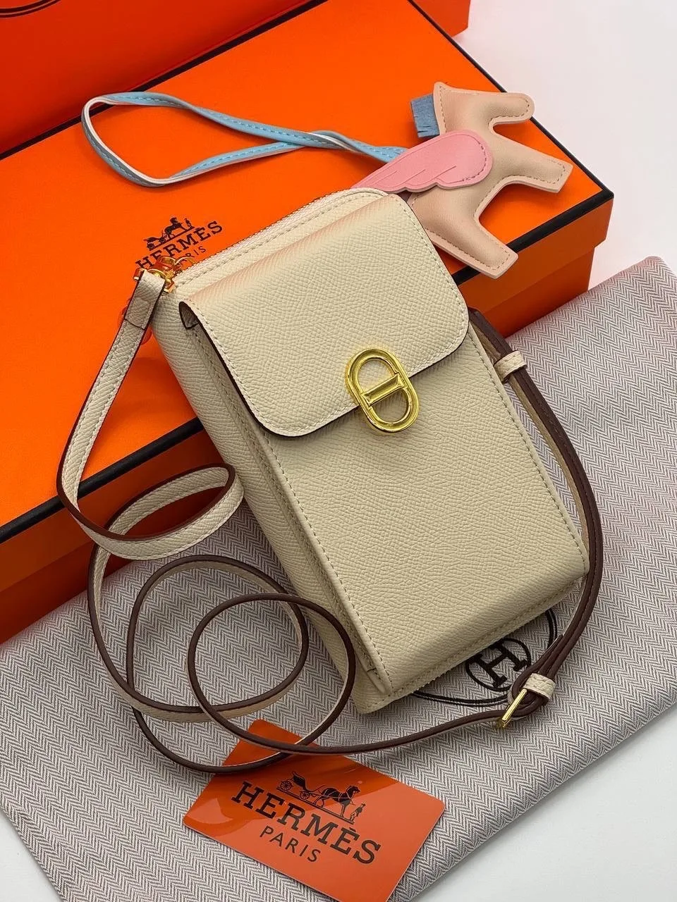 Сумка Hermes из натуральной кожи — фото 9