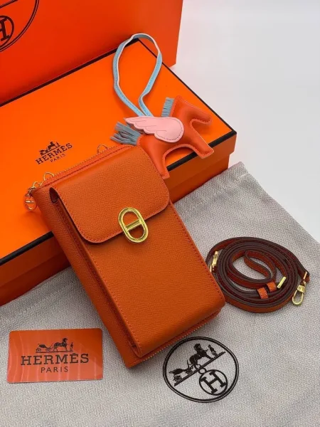Сумка Hermes из натуральной кожи — фото 1