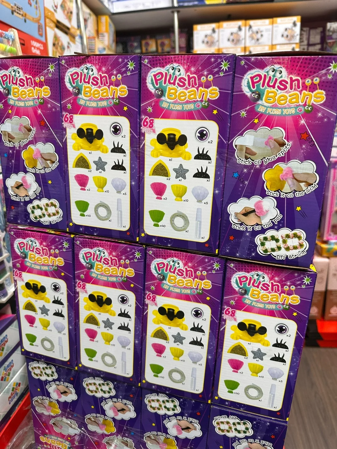 Мягкая игрушка в виде забавного зверька — фото 3