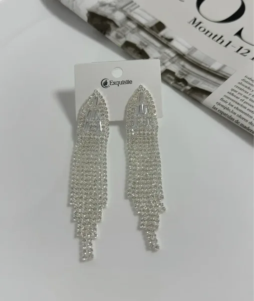 Вечерние серьги с камнями Серый — фото 1