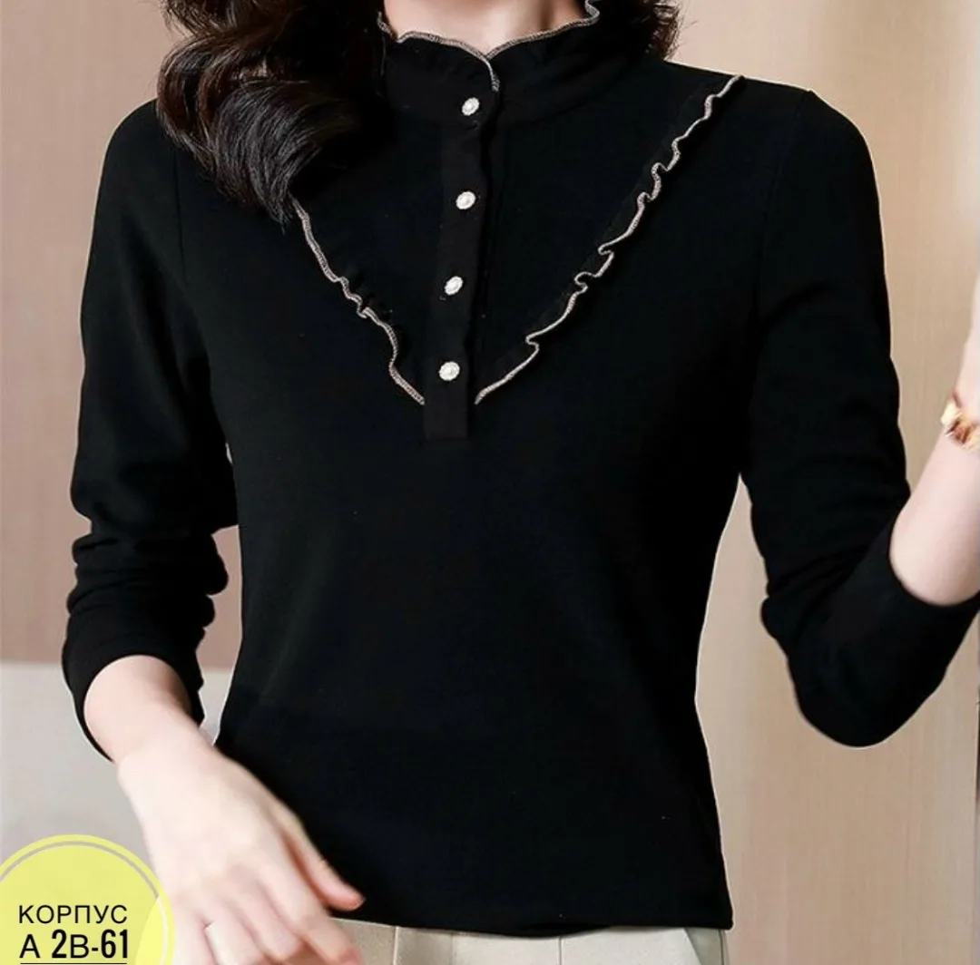 Однотонные кофты с длинными рукавами и отложными воротниками — фото 6