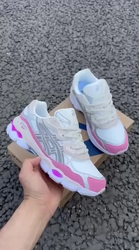 Кроссовки женские Кроссы ”ASICS”, сетка — видео