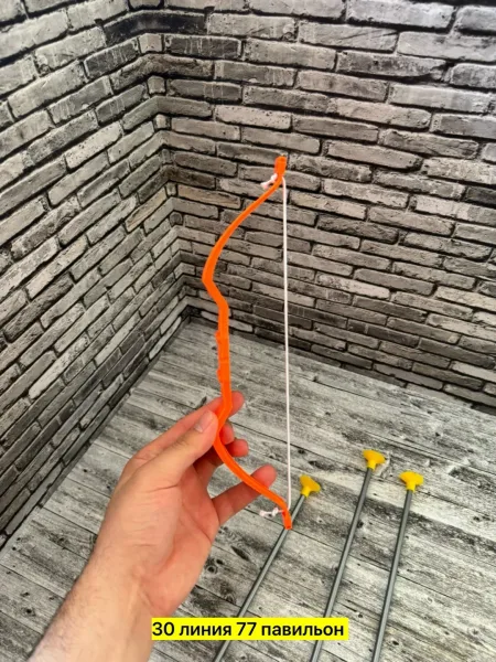 Игрушка-арбалет из пластика — фото 2