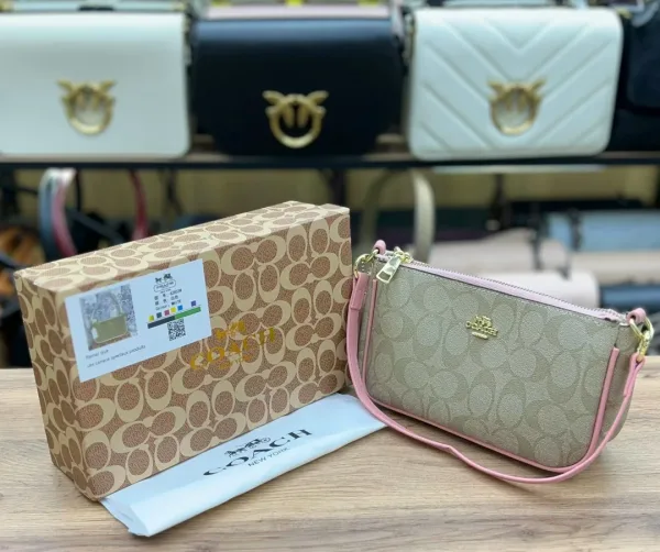 Сумка GUESS из экокожи — фото 5