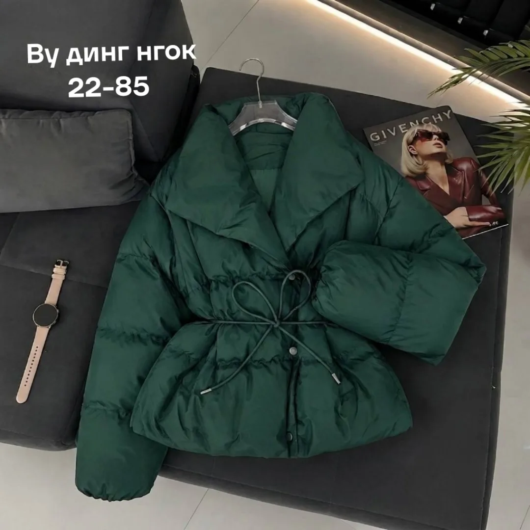 Осенняя куртка с поясом в насыщенном красном цвете — фото 2