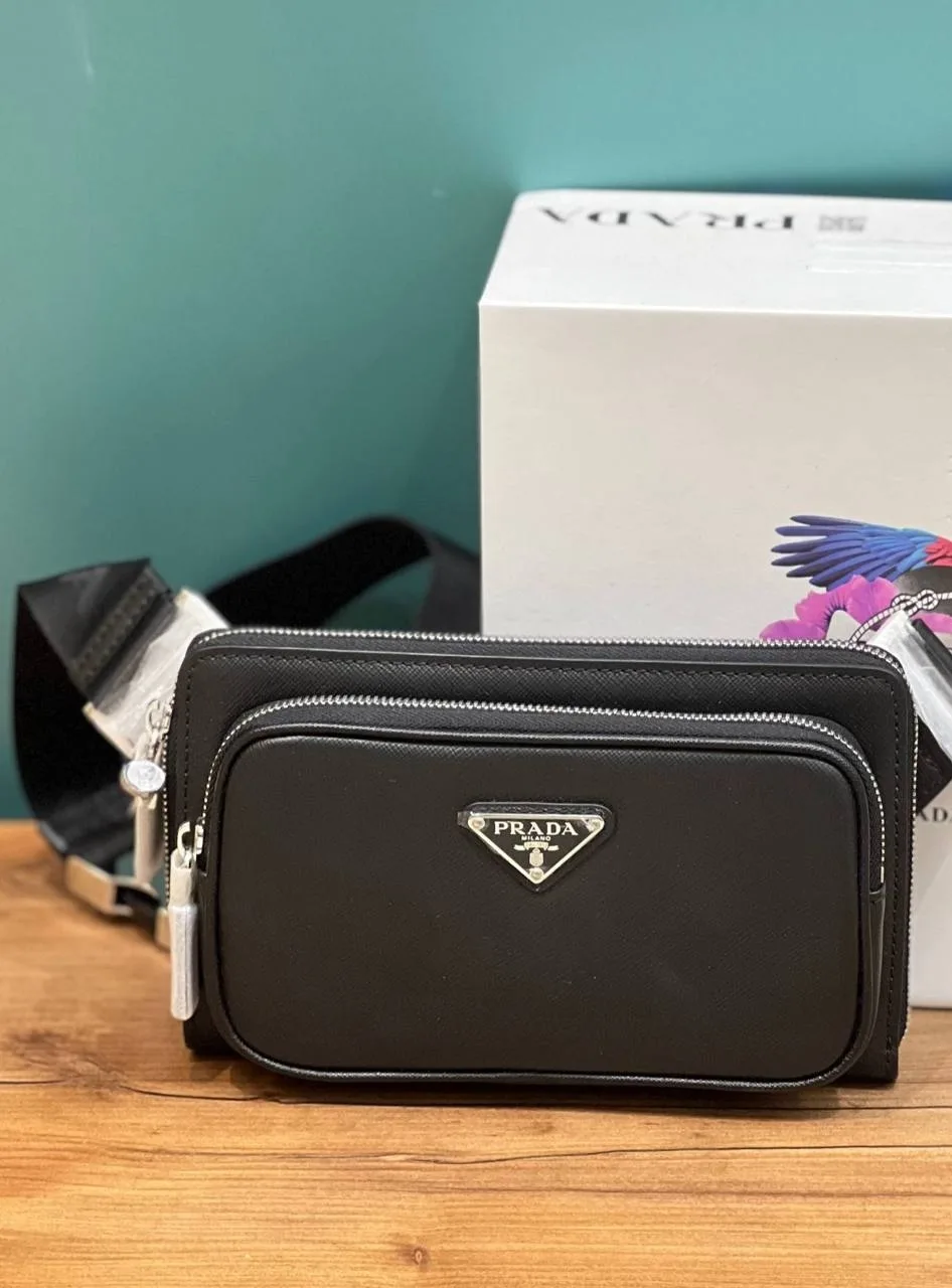 Prada Saffiano компактная поясная сумка — фото 1