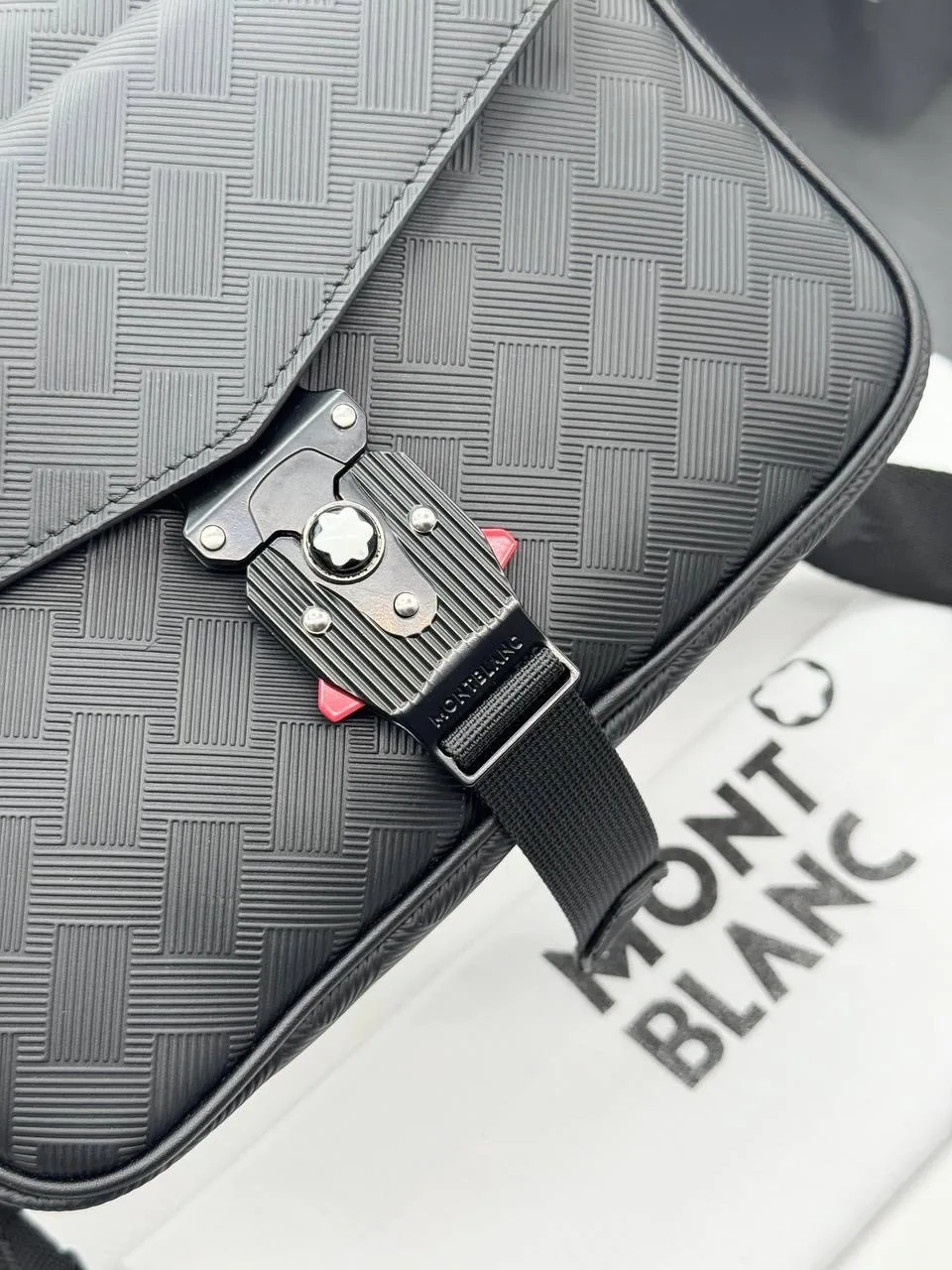 Ручка Montblanc кожа натуральная — фото 7