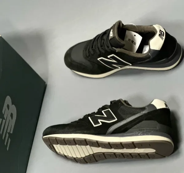 Кроссовки New Balance — фото 28
