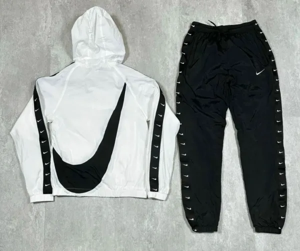 Спортивный костюм Nike — фото 3