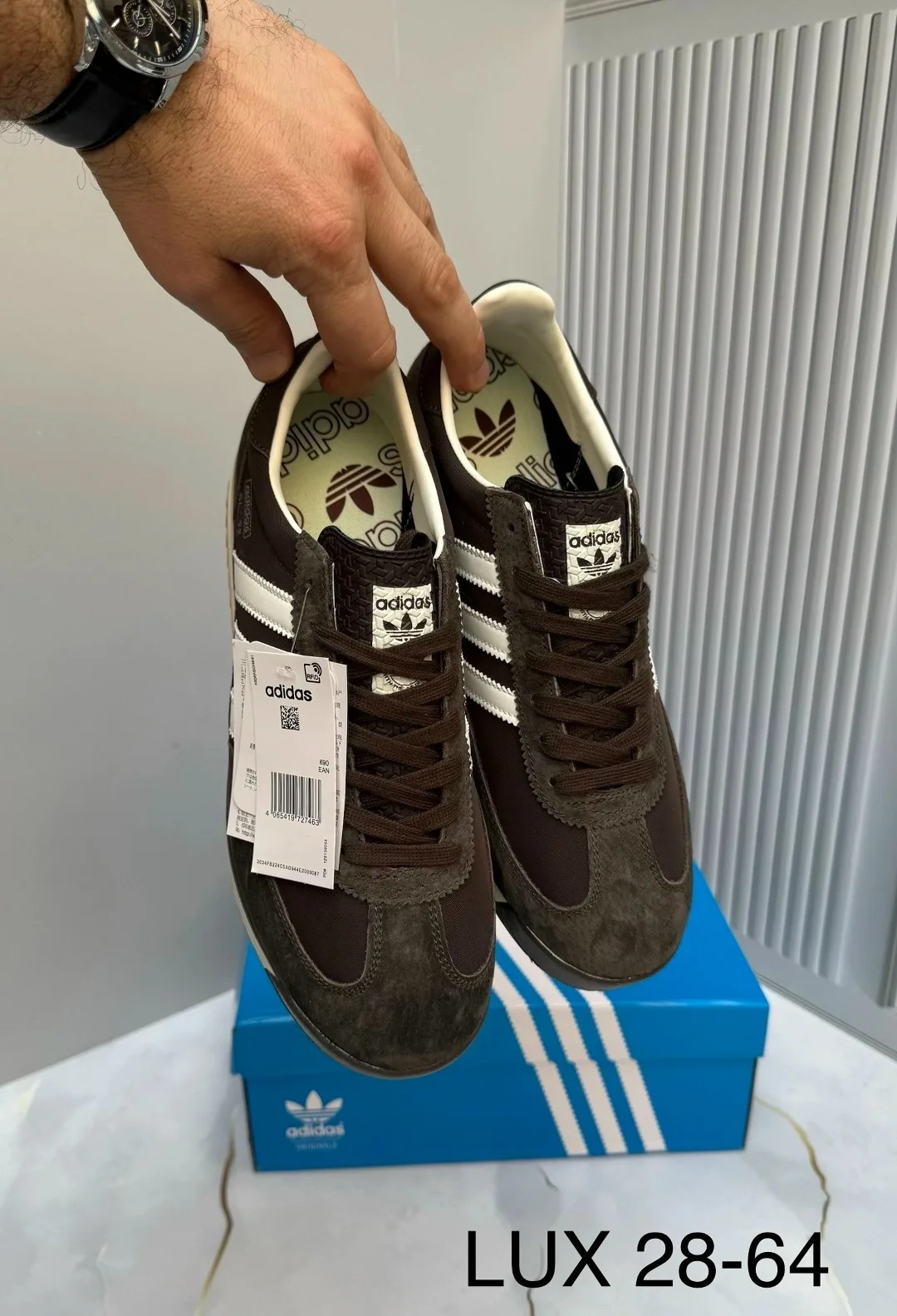Кроссовки Adidas мужские натуральная замша — фото 3