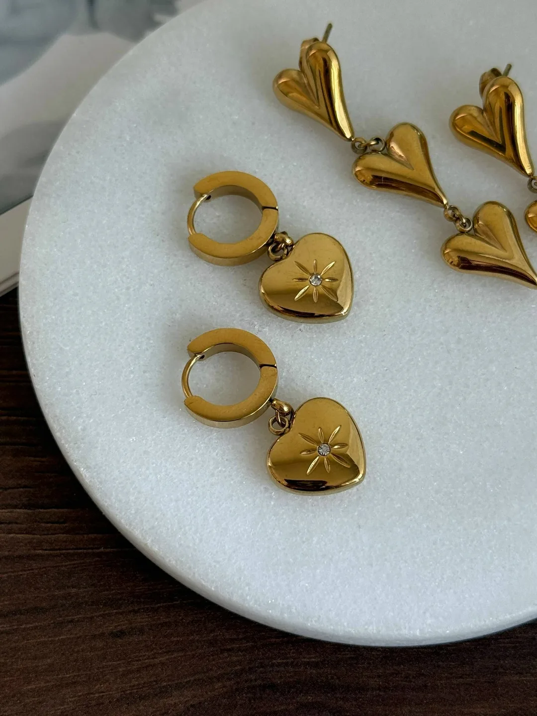 Серьги из ювелирной стали с покрытием золото 18k — фото 3