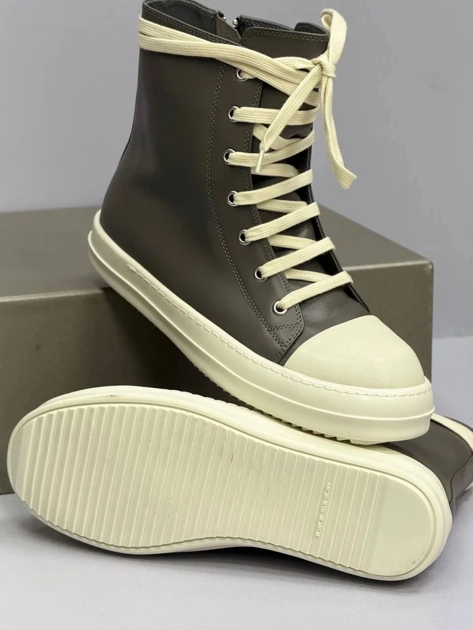 Лимитированные КЕДЫ RICK OWENS DRKSHDW MEGALACED DIRTY BLACK/MILK Чёрный — фото 3