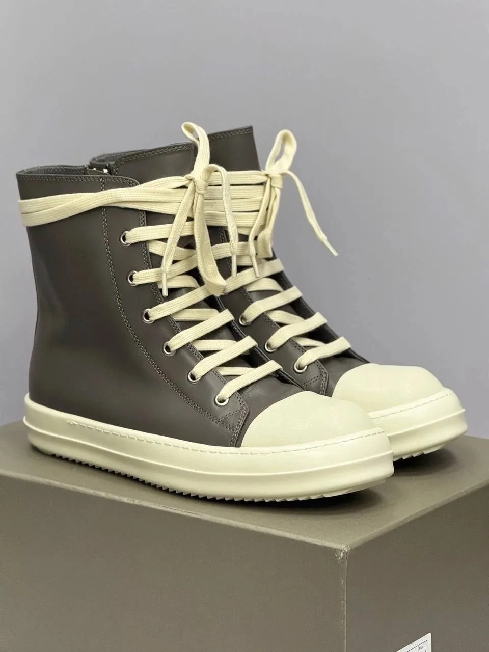 Лимитированные КЕДЫ RICK OWENS DRKSHDW MEGALACED DIRTY BLACK/MILK Чёрный — фото 9