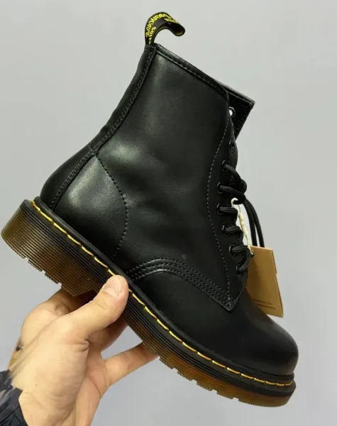 Лимитированные ботинки DR.MARTENS с полностью прошитой подошвой и высоким качеством — фото 1