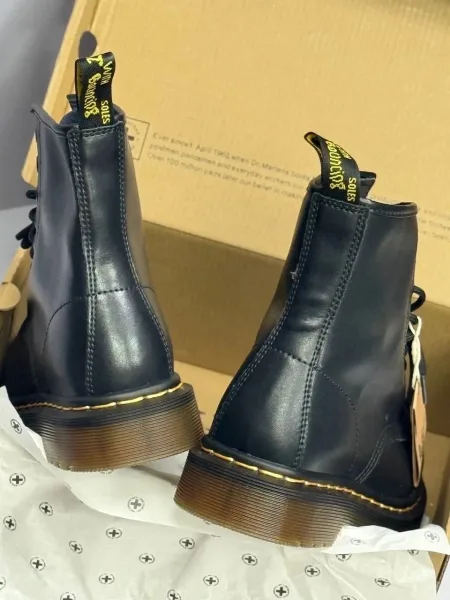 Лимитированные ботинки DR.MARTENS с полностью прошитой подошвой и высоким качеством — фото 7