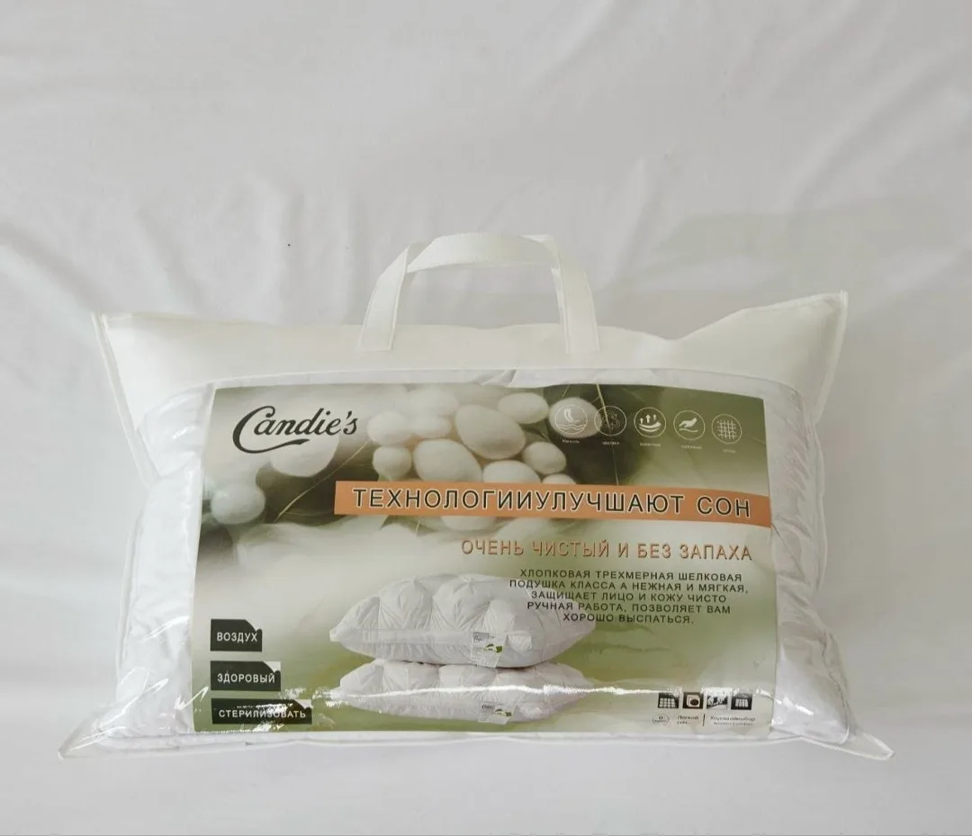 Подушка от бренда Candie's — фото 9