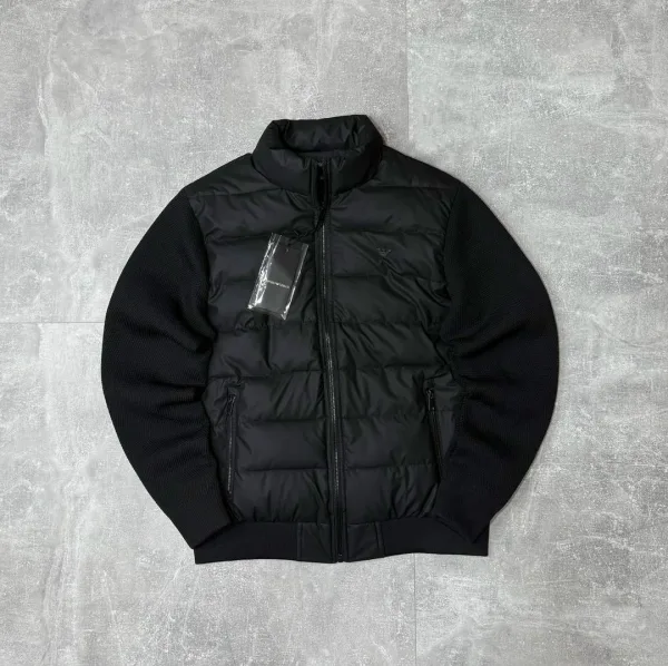 Мужская ветровка из экокожи от бренда Armani — фото 4