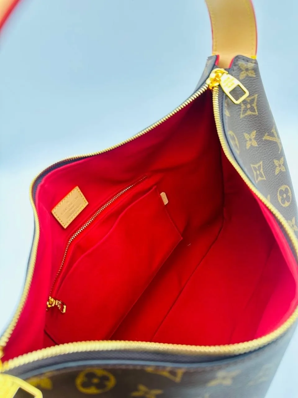 Louis Vuitton Сумка выполнена из натуральной кожи и канве — фото 8