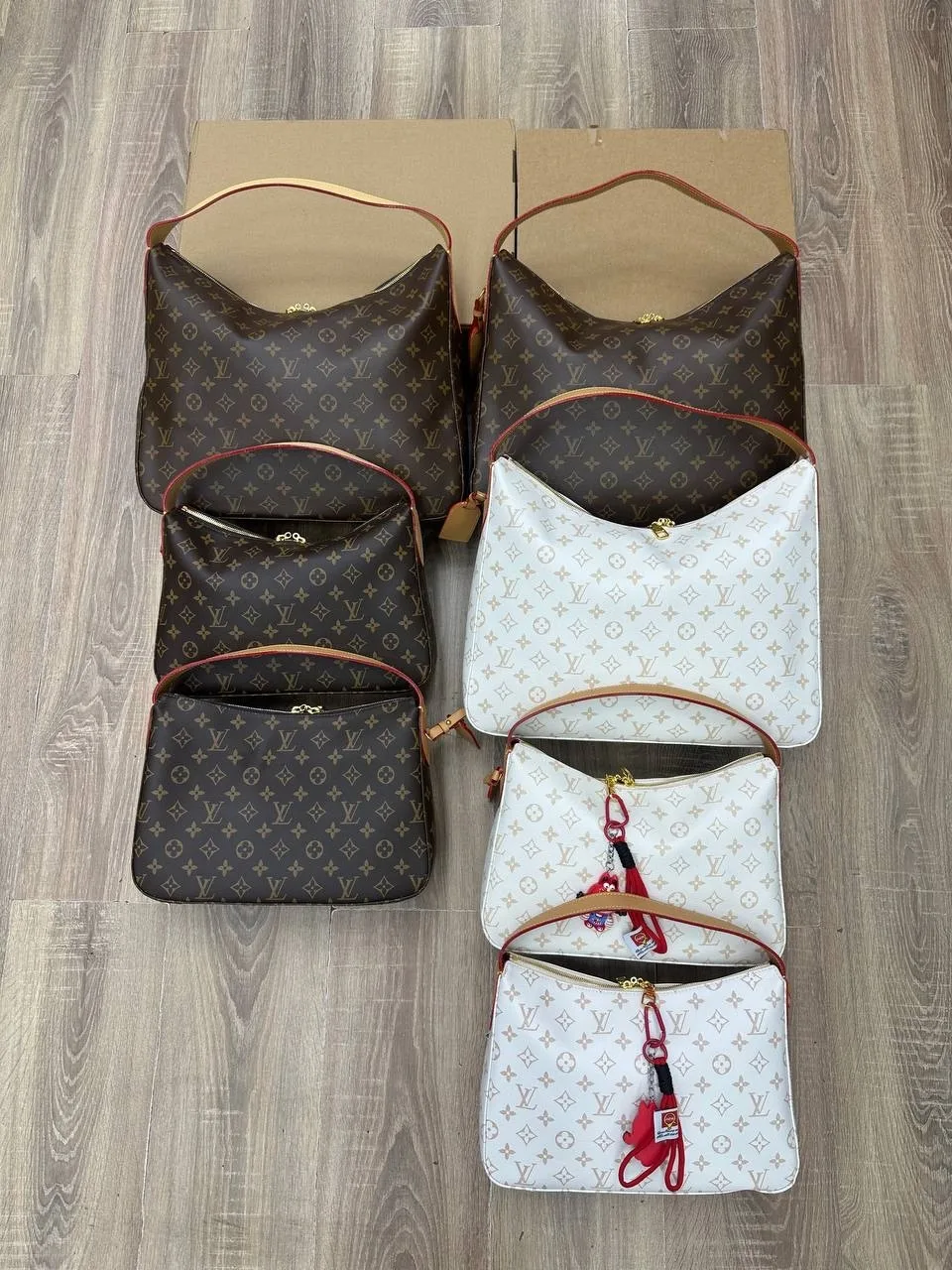 Louis Vuitton Сумка выполнена из натуральной кожи и канве — фото 9