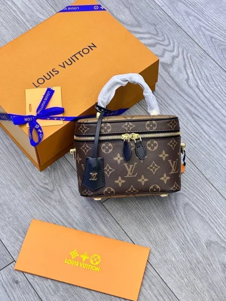 LOUISVUITTON, сумка из канвы и натуральной кожи — фото 3