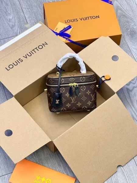 LOUISVUITTON, сумка из канвы и натуральной кожи — фото 5