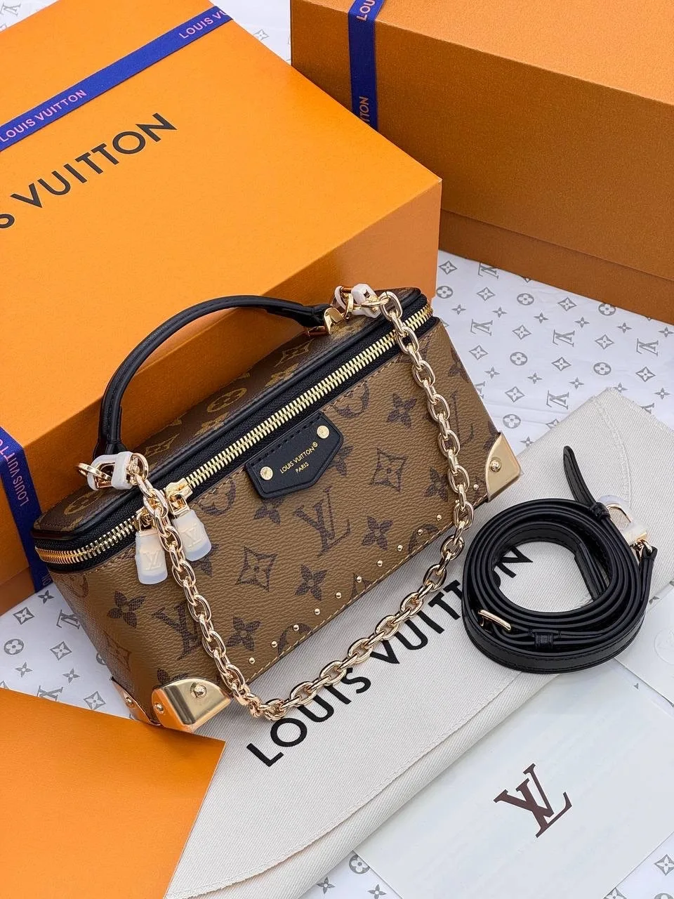 Сумка Vanity Pouch Trunk Louis Vuitton — фото 1