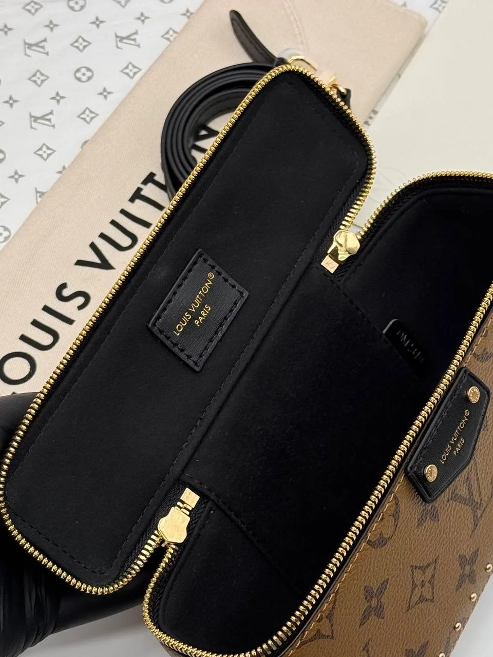 Сумка Vanity Pouch Trunk Louis Vuitton — фото 8