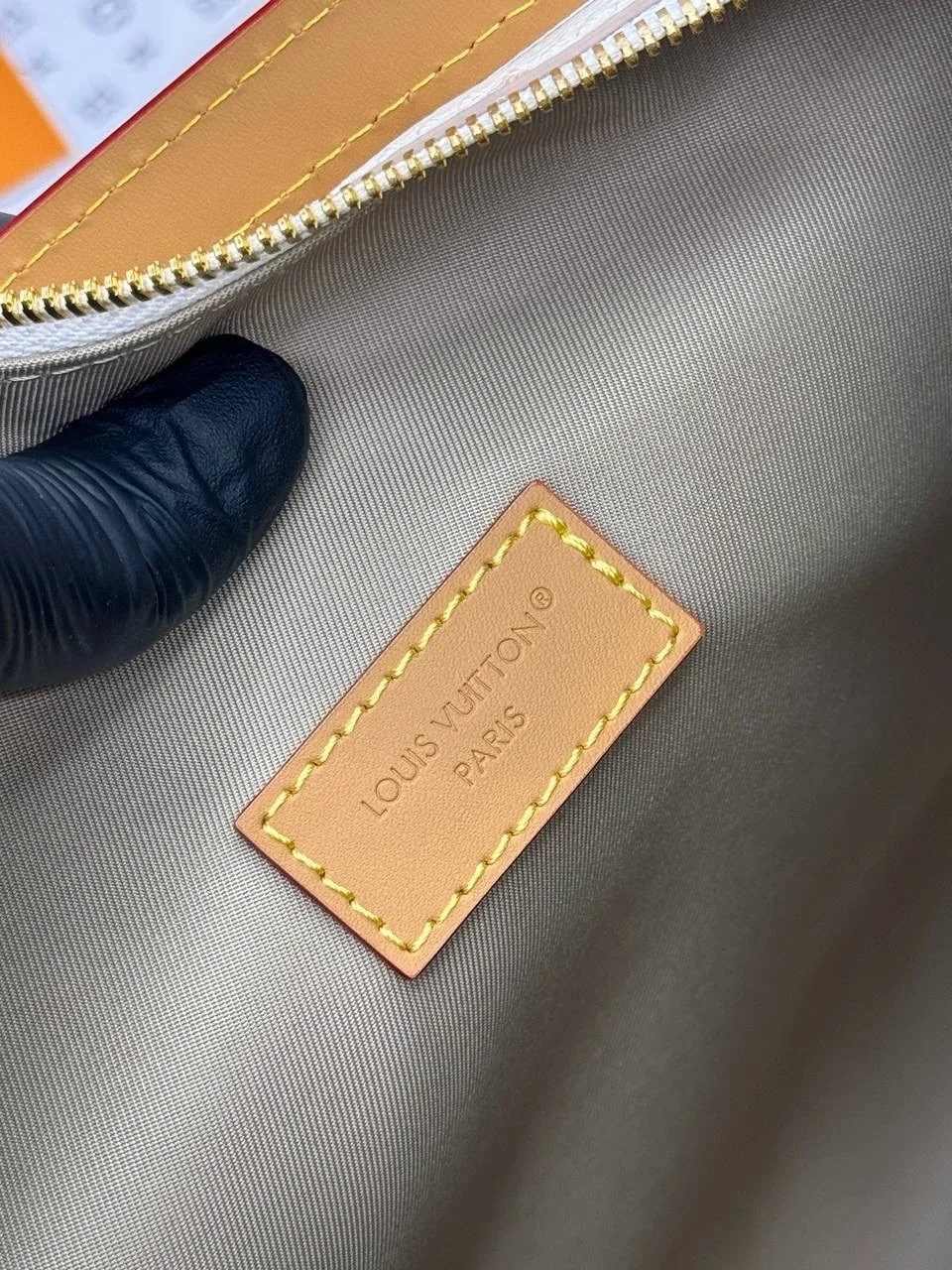 Сумка Multipass Louis Vuitton — фото 8