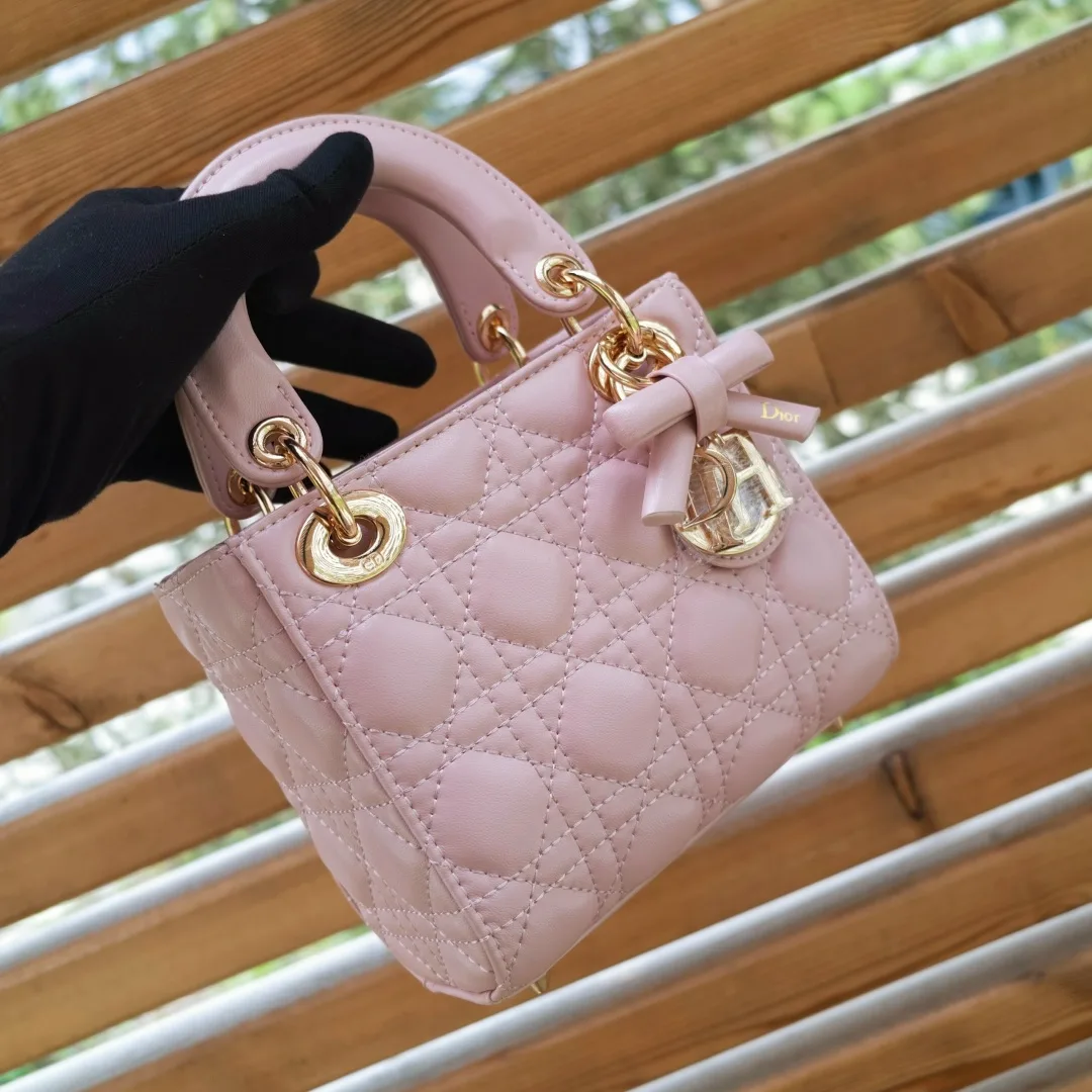 Кожаная сумка DIOR — фото 1