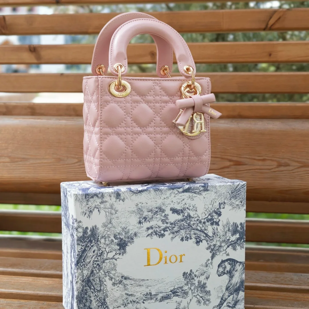 Кожаная сумка DIOR — фото 6