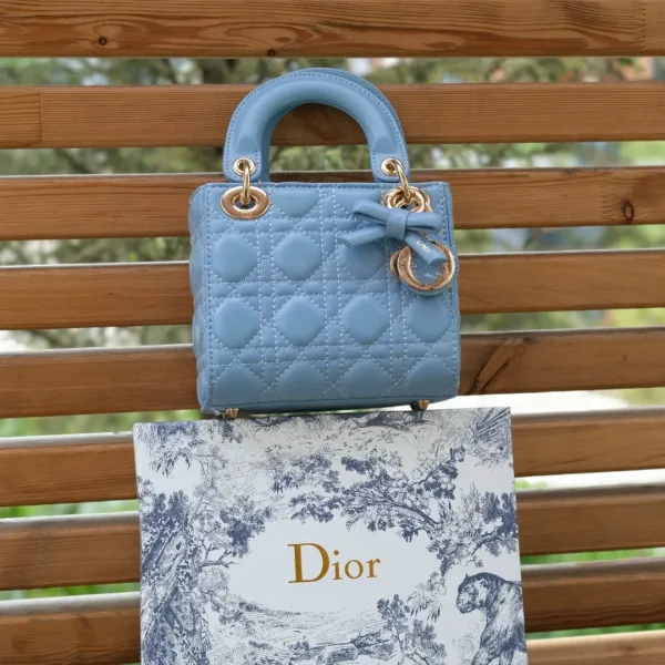 Кожаная сумка DIOR — фото 5
