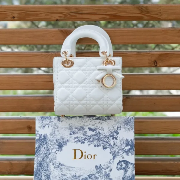 Кожаная сумка DIOR — фото 6