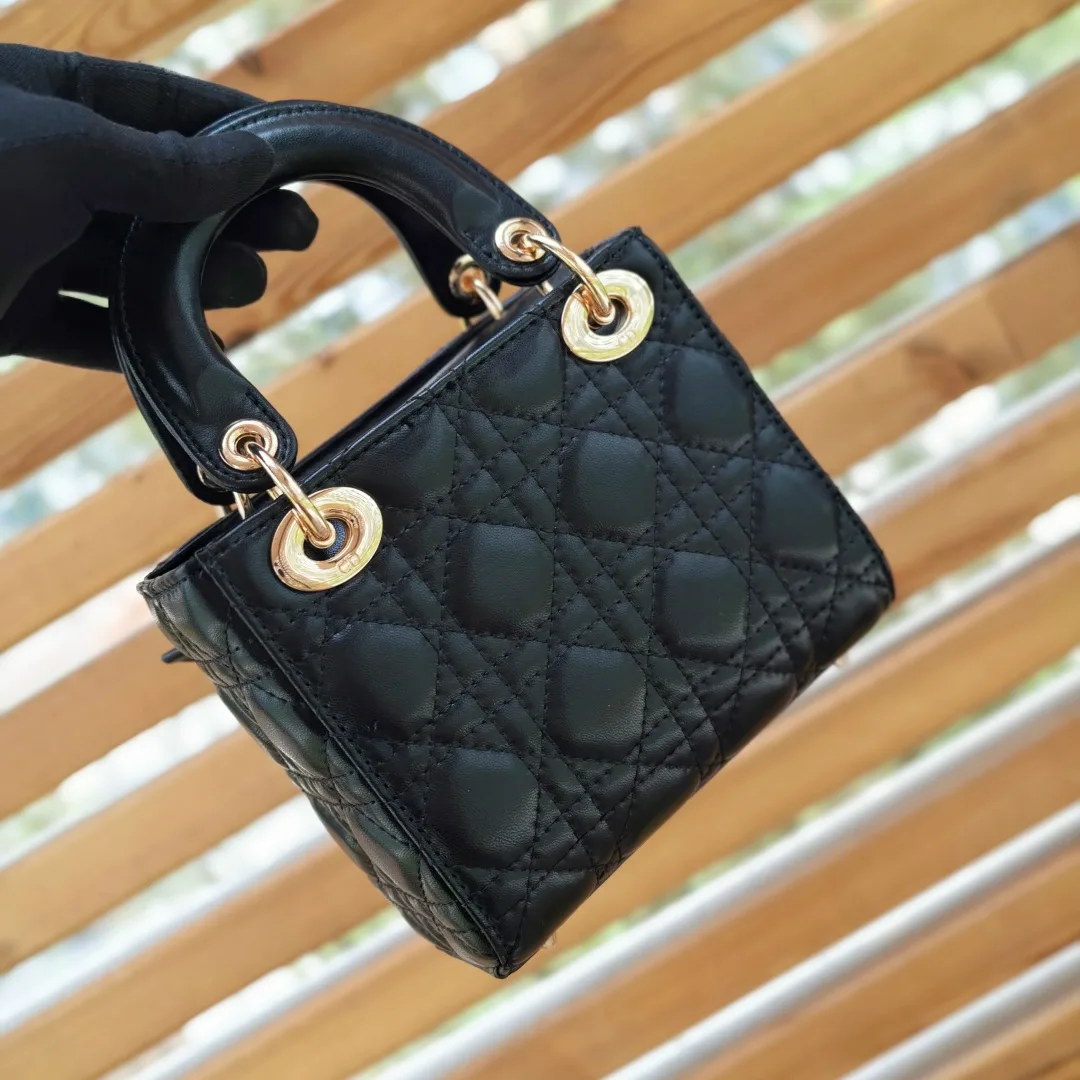 Кожаная сумка DIOR — фото 2