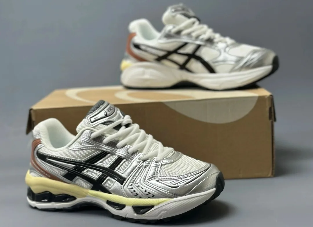 Кроссовки ASICS — фото 9