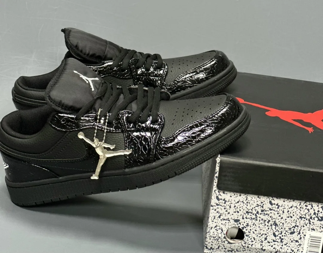 Air Jordan 1 Low AJ1 Кроссовки Чёрный — фото 3