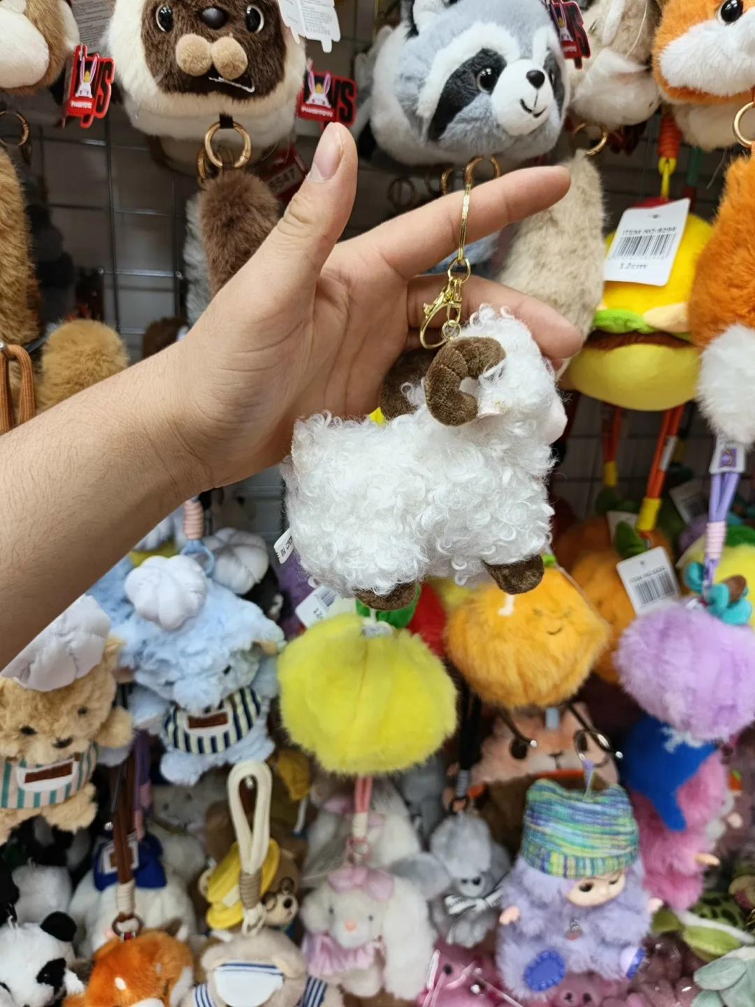 Милый брелок в форме барашка — стильный аксессуар для ключей — фото 11