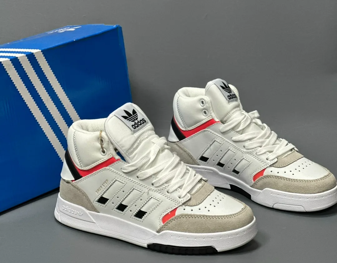 Кроссовки Adidas Drop Step — фото 3