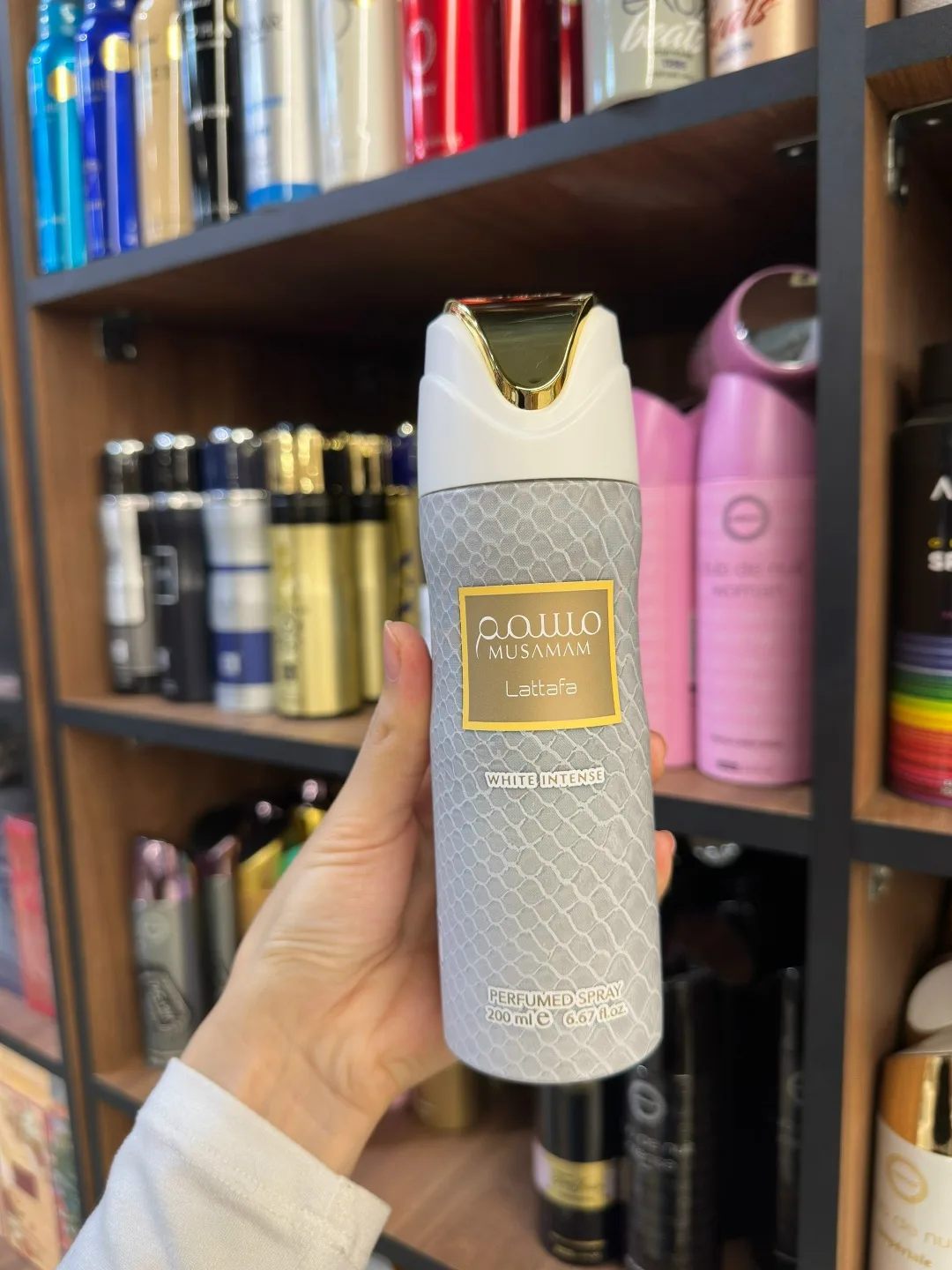 Парфюмированный дезодорант спрей для мужчин и женщин от Lattafa perfumes — фото 5