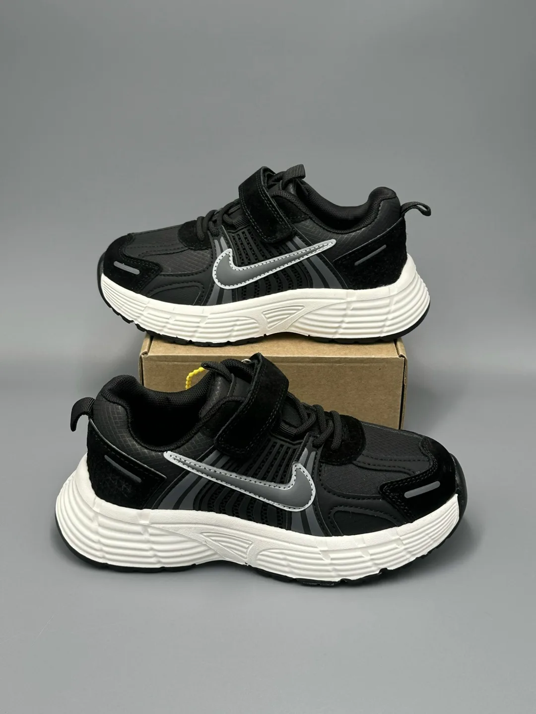 Кроссовки, кожзам — фото 4