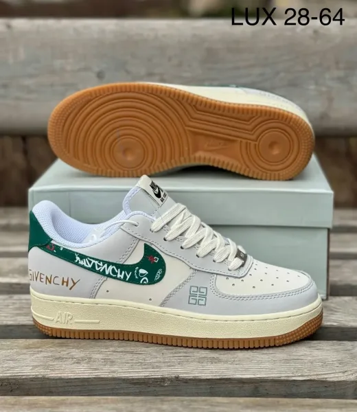 Кроссовки женские Nike Air Force из натуральной замши и кожи — фото 5