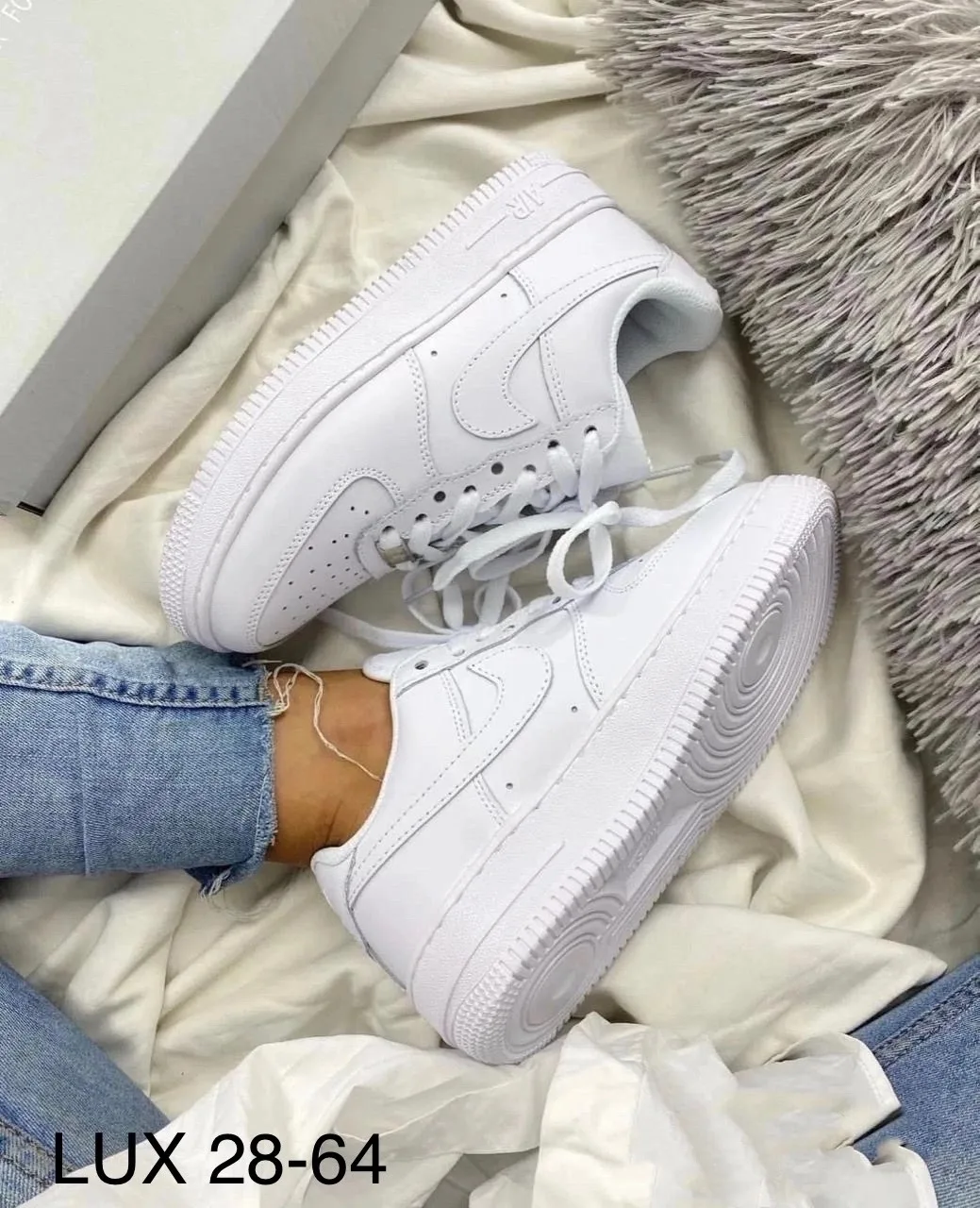 Кроссовки женские Nike Air Force — фото 3