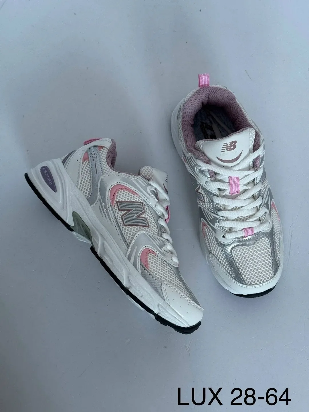 Кроссовки женские New Balance 530 — фото 3