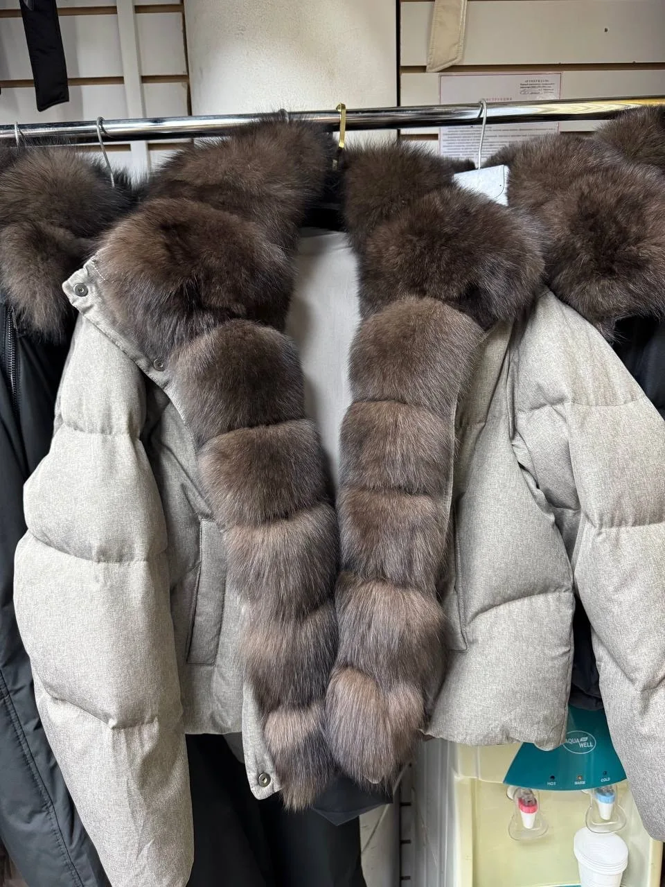 Бомбер с мехом песца — фото 4