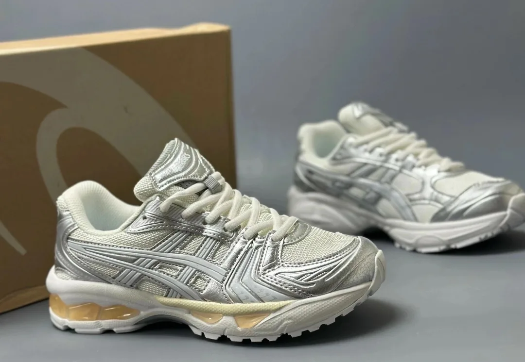 Кроссовки ASICS — фото 6