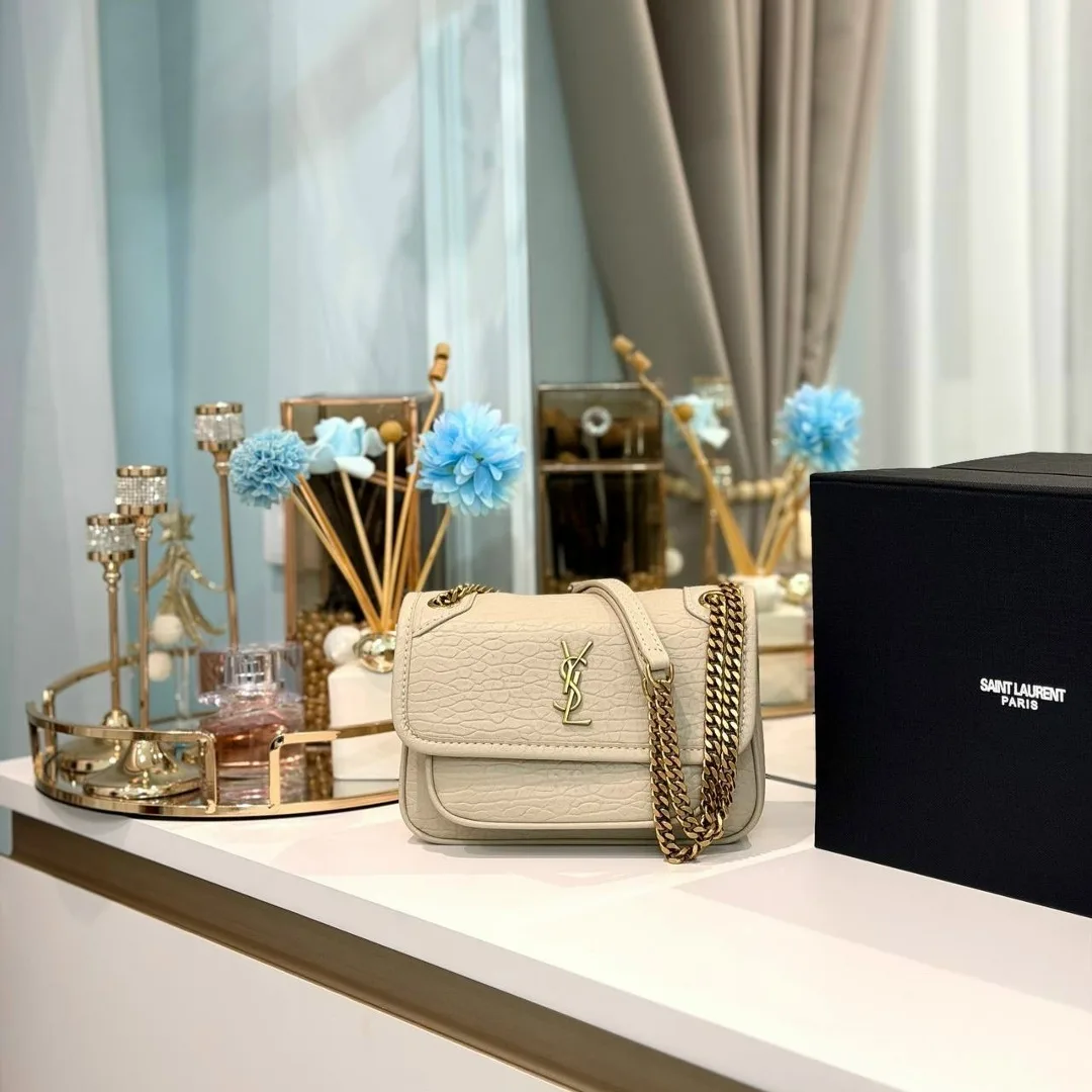 YSL сумка из натуральной кожи — фото 2
