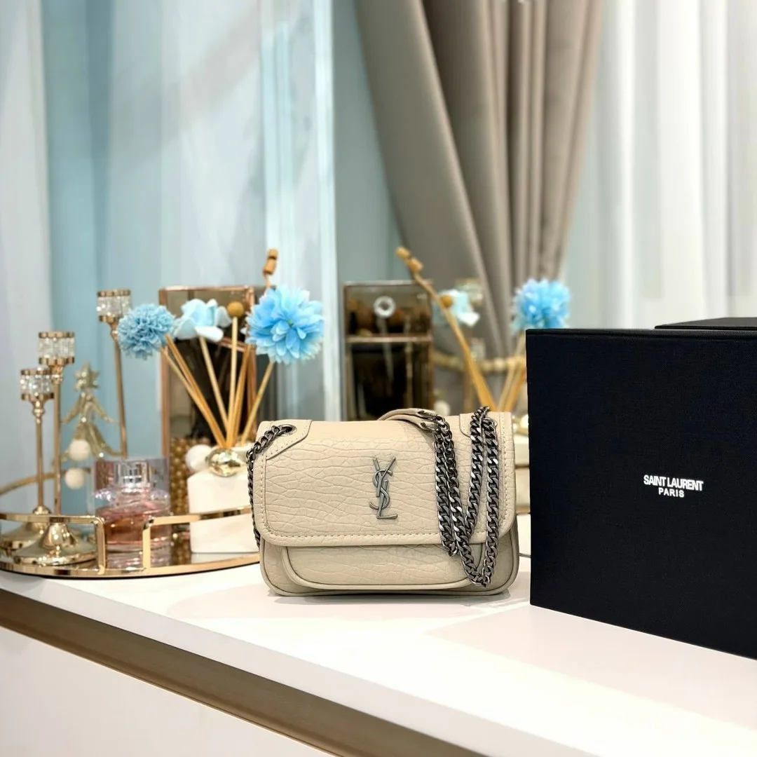 YSL сумка из натуральной кожи — фото 3