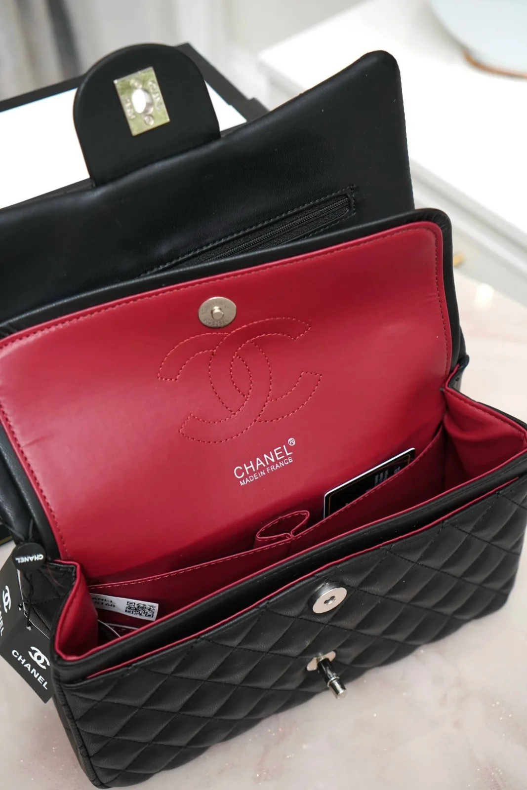 Кожаная сумка CHANEL — фото 5